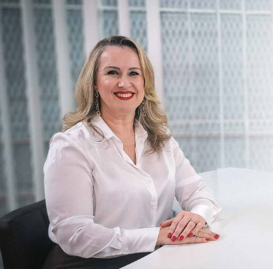 PATRÍCIA ALBA DEPUTADA ESTADUAL, PRESIDENTE DA COMISSÃO DE EDUCAÇÃO DA ASSEMBLEIA LEGISLATIVA DO RS